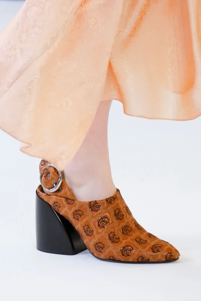 Look 105